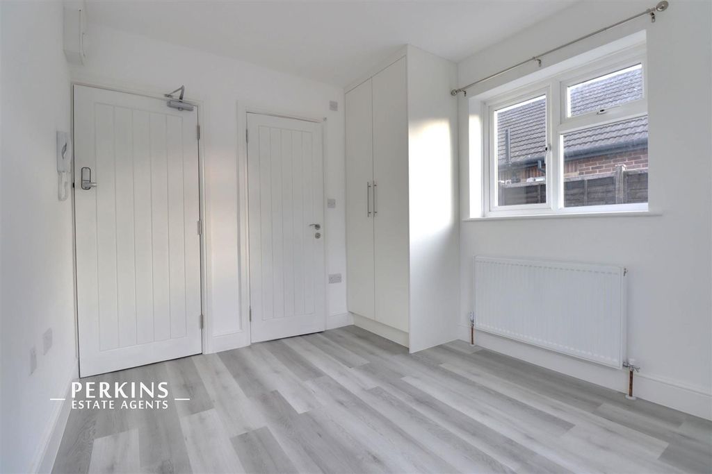 Property photo 1 of 5 Room 1 (2).Jpg