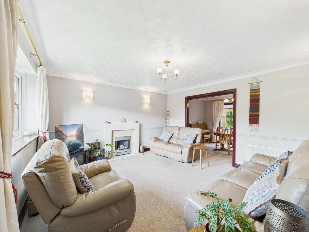 Property photo 2 of 37