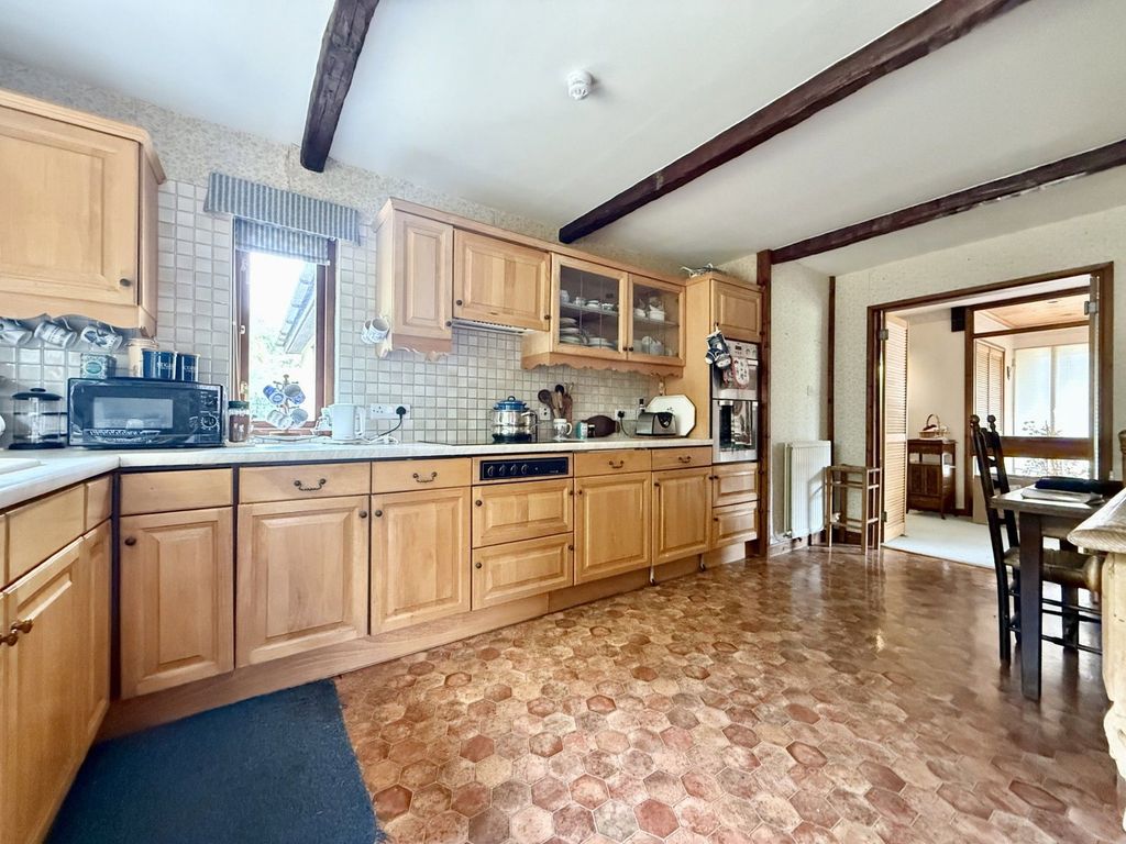 Property photo 3 of 15