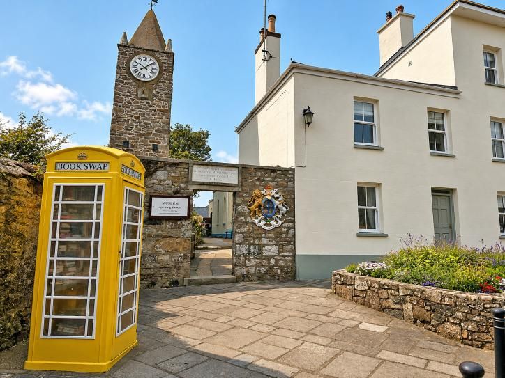 Property photo 1 of 14