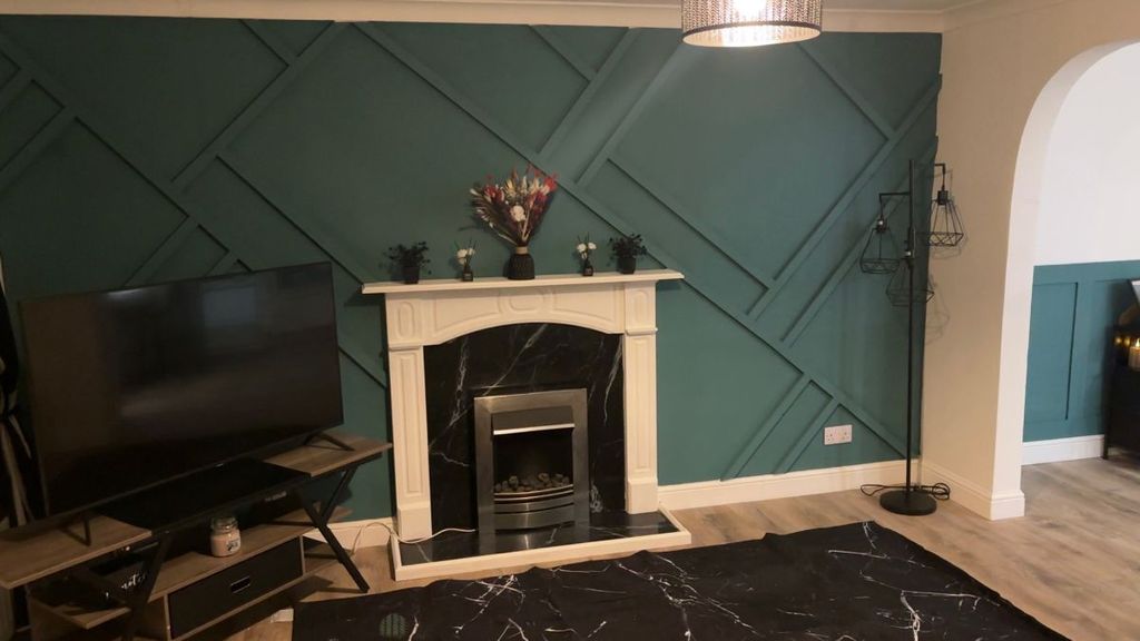 Property photo 2 of 25