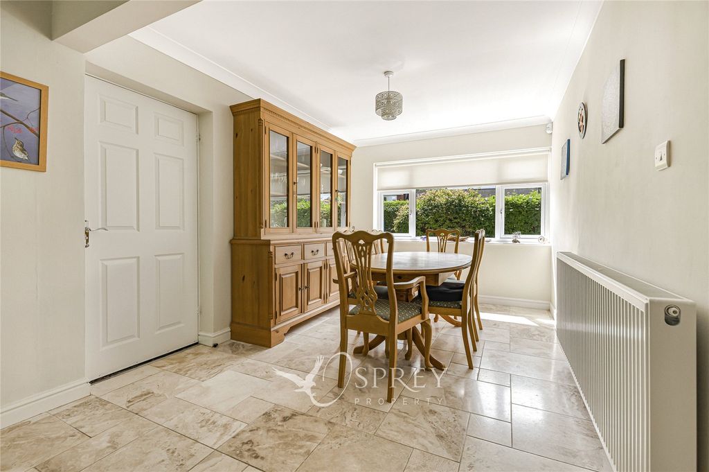 Property photo 2 of 23 Kitchen Diner
