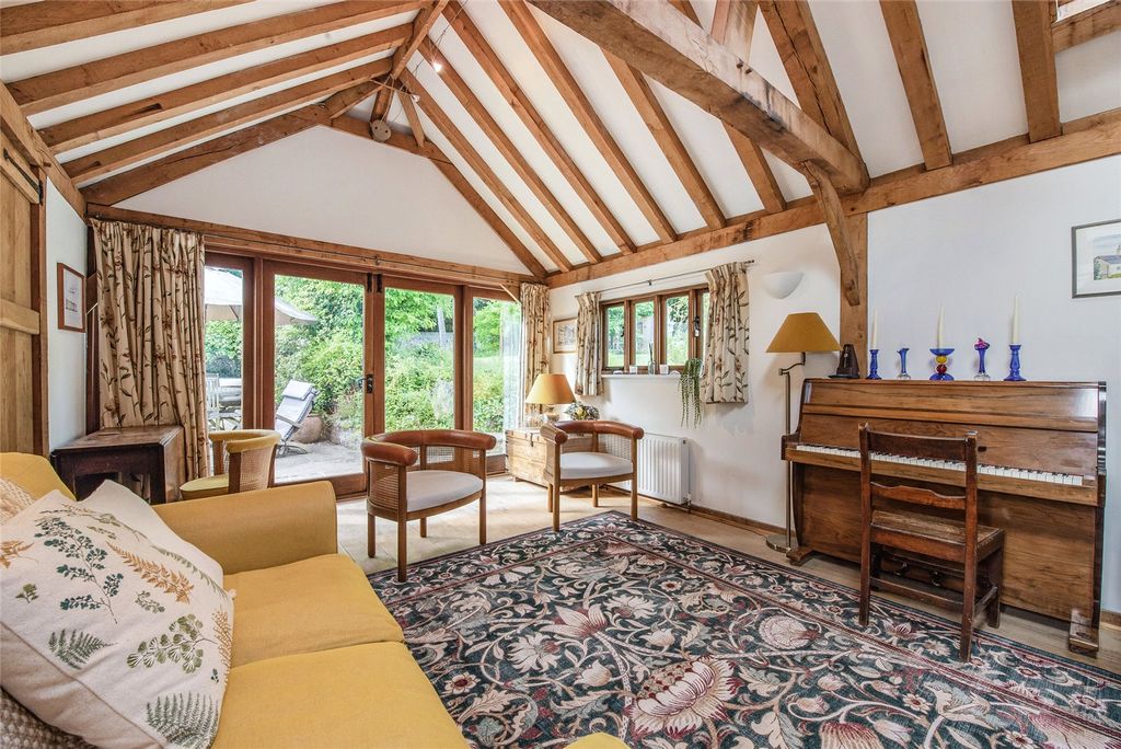 Property photo 2 of 19 Drawing Room