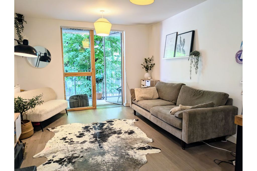 Property photo 1 of 13 Reception Room