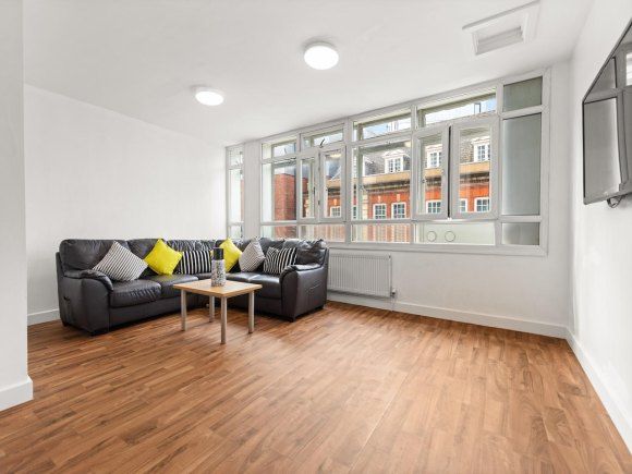 Property photo 3 of 5 8967752.Jpg