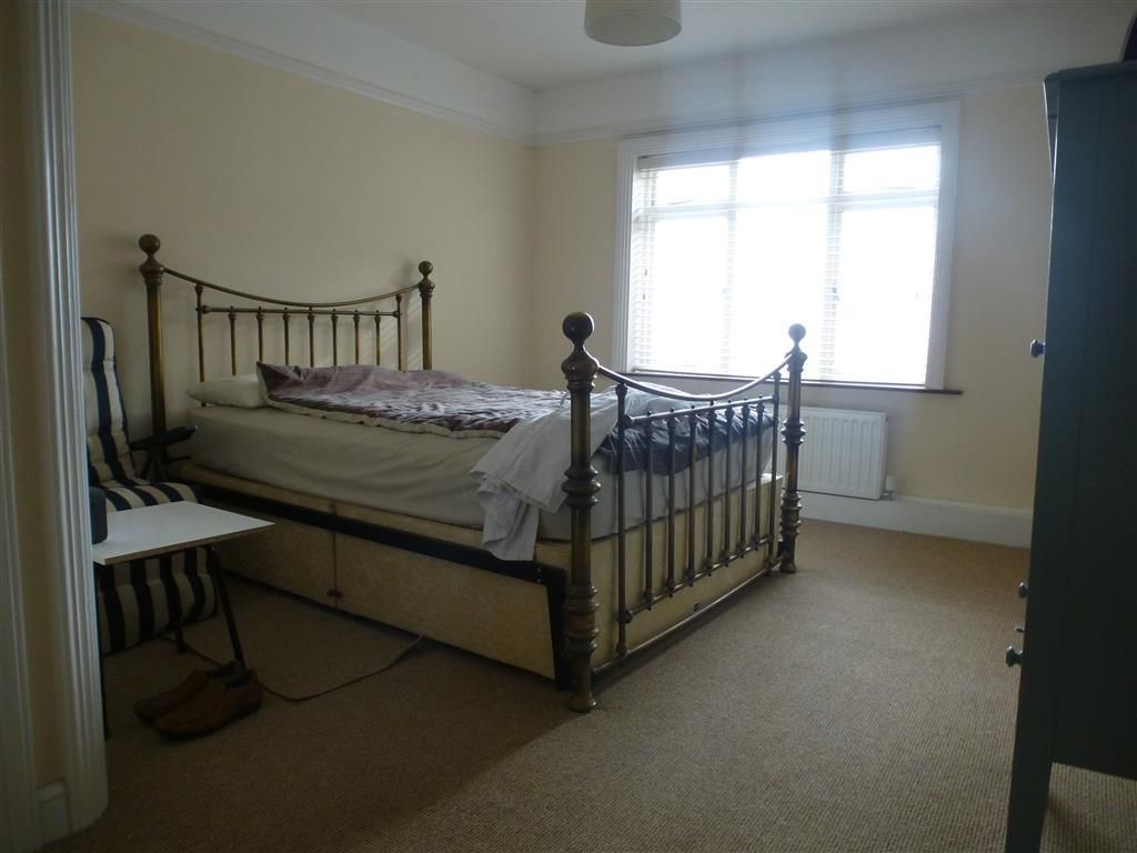 Property photo 3 of 8 Bedroom