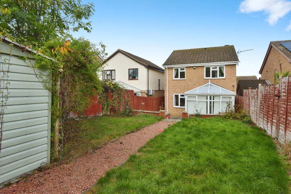 Property photo 2 of 17 Photo