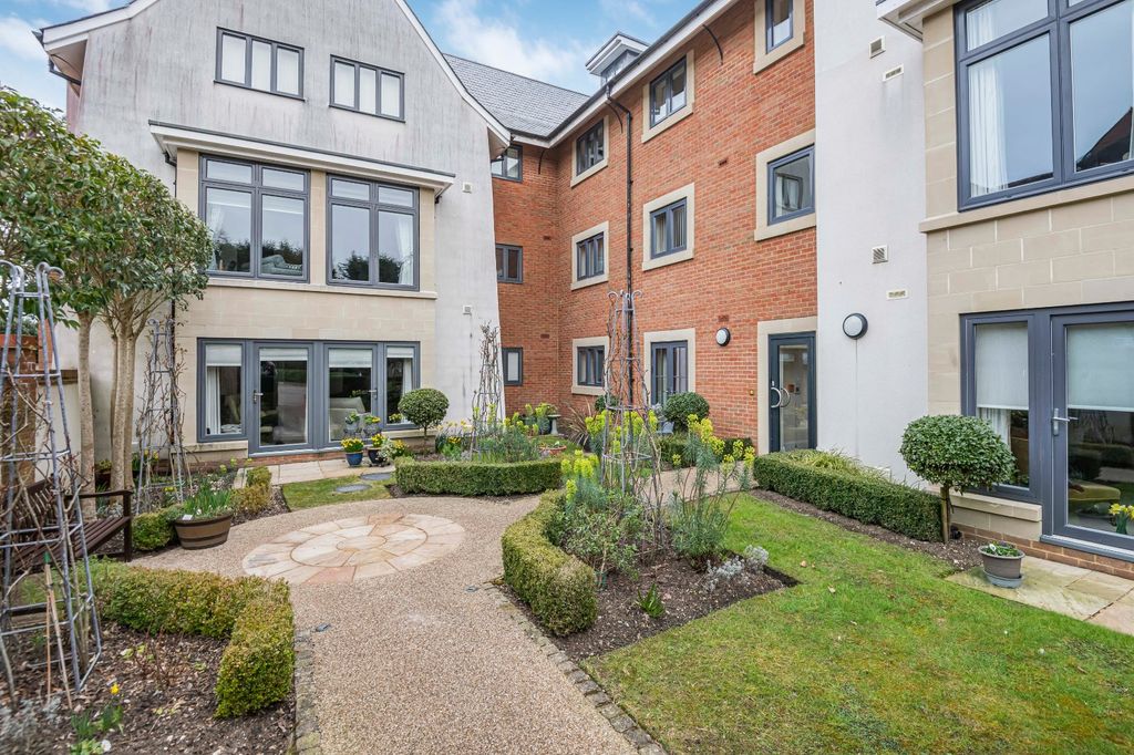 Additional image 5 of 2 bed flat for saleBolnore Road, Haywards Heath RH16