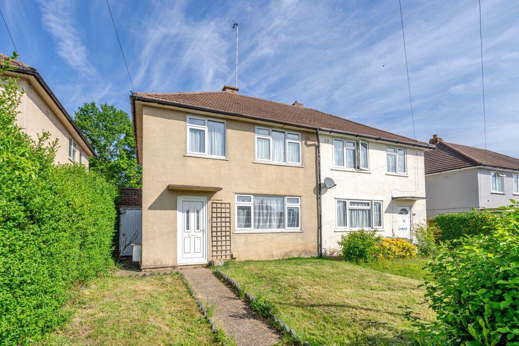 Property photo 1 of 21 External