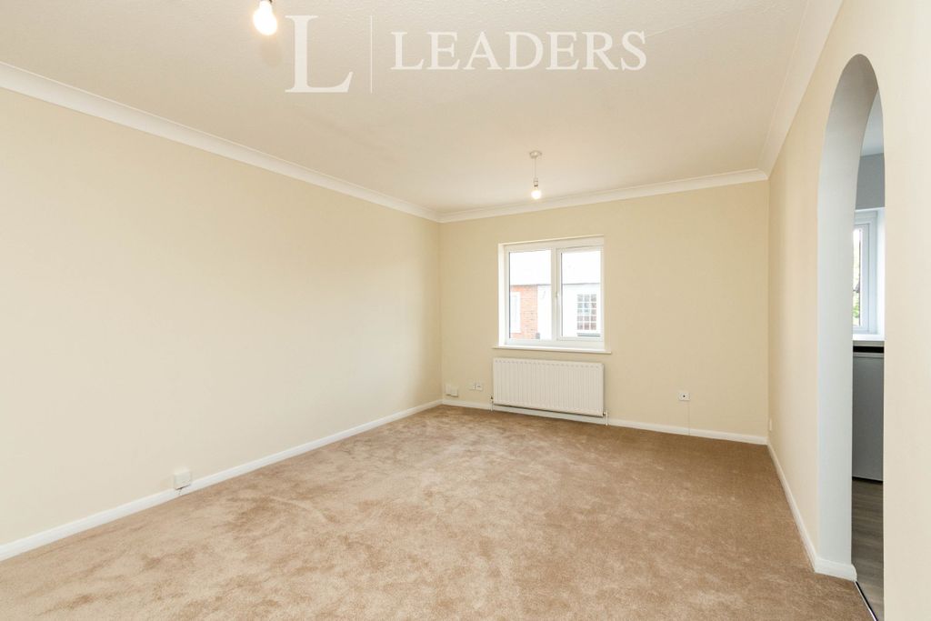 Property photo 2 of 11 Ed3B1508-7A01-452E-B