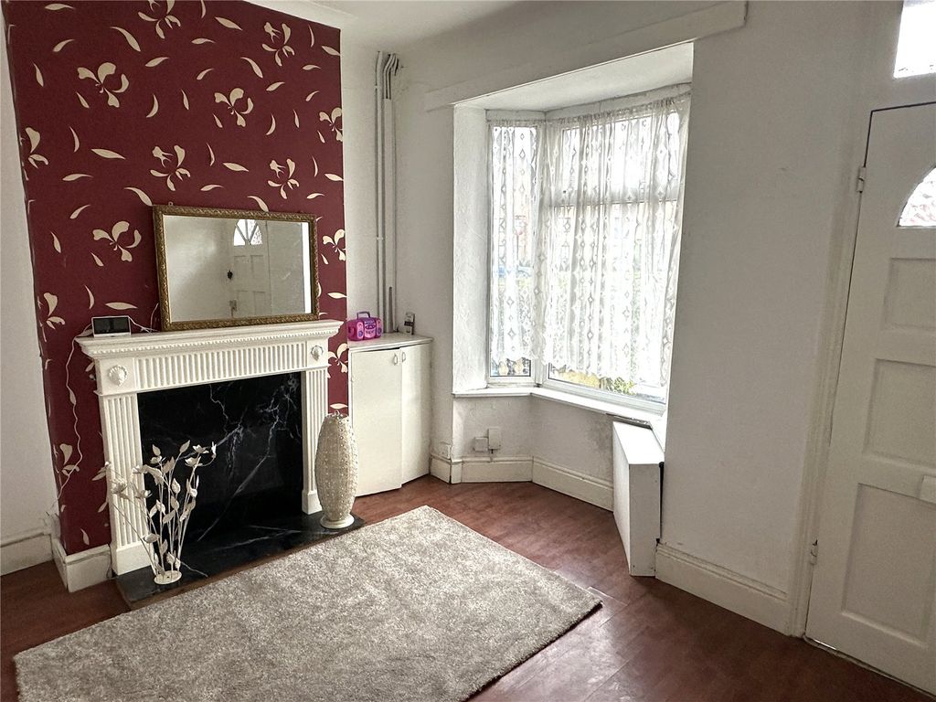 Property photo 3 of 14 Picture No. 16