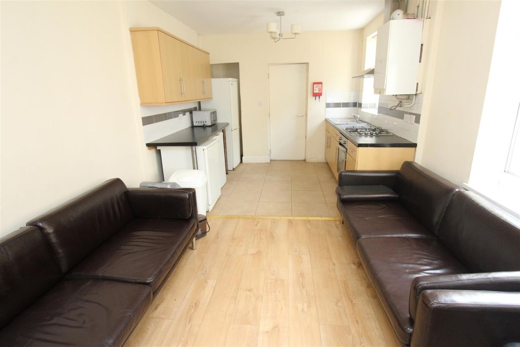 Property photo 2 of 30 Img_9961.Jpg