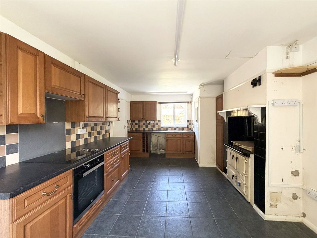 Property photo 3 of 15 Picture No. 04