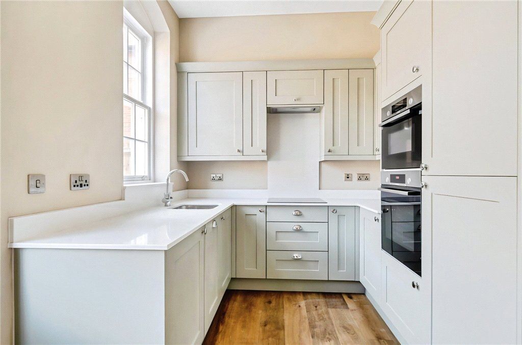 Property photo 3 of 11 Picture No. 01