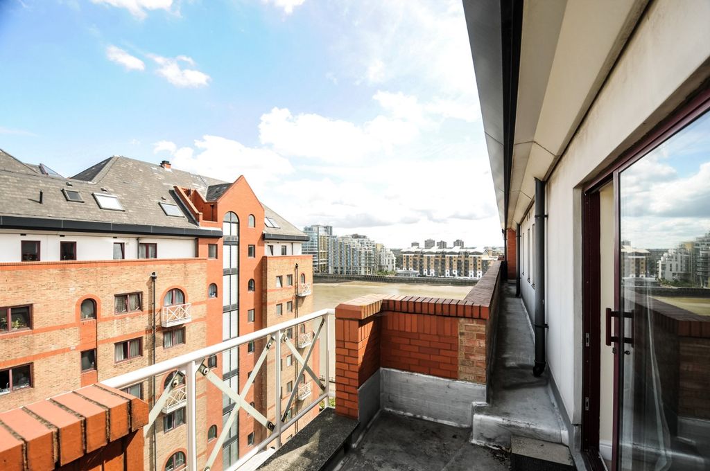 Property photo 2 of 7 Picture No. 11