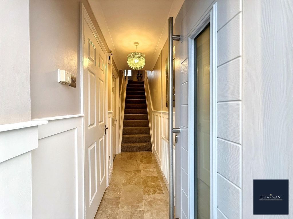 Property photo 2 of 30