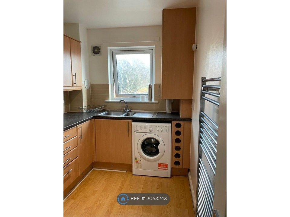 Property photo 2 of 5