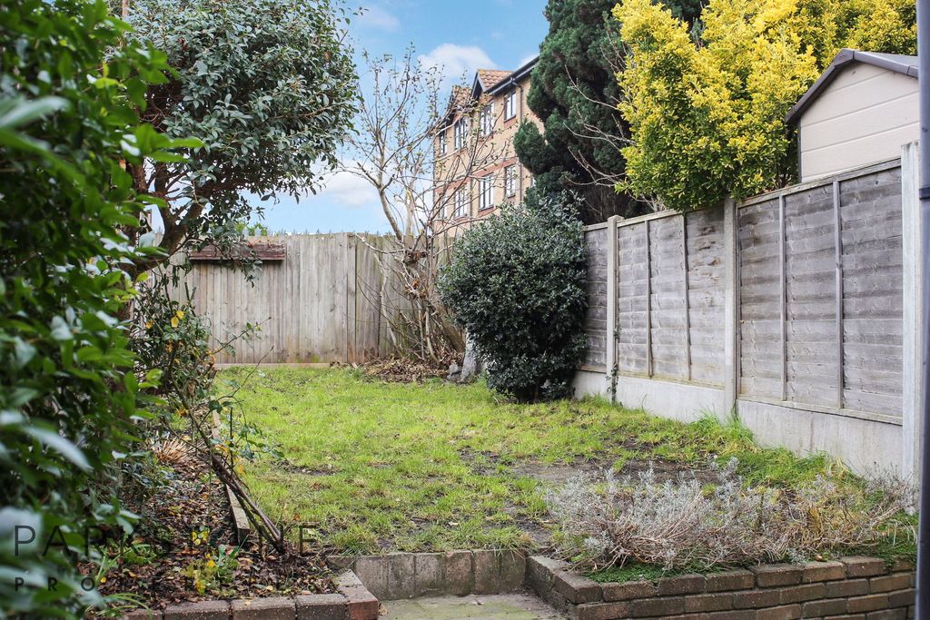 Property photo 3 of 8