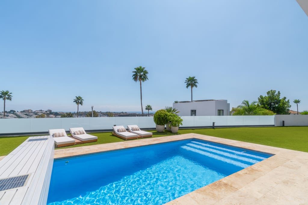 Property photo 3 of 26 Benahavis Villa Esmarv143 3