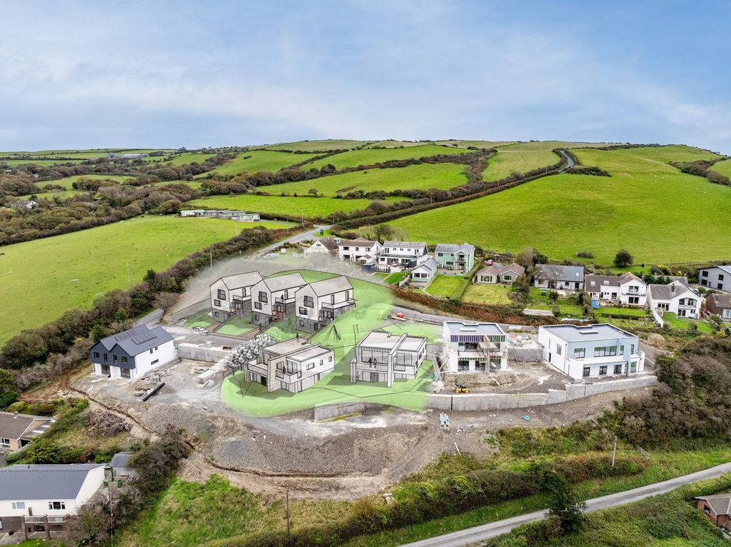 Property photo 3 of 18