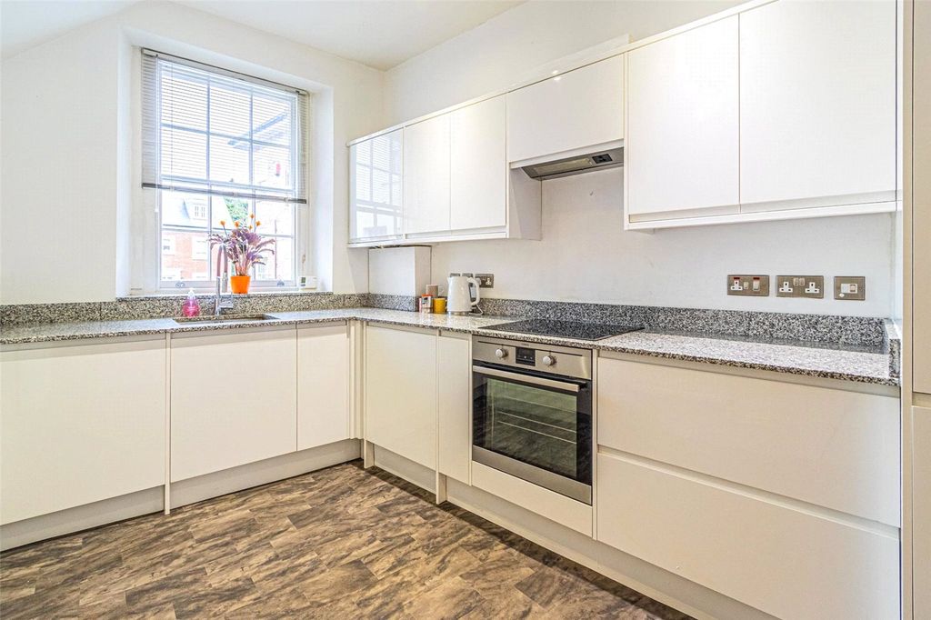 Property photo 1 of 15 Picture No. 21