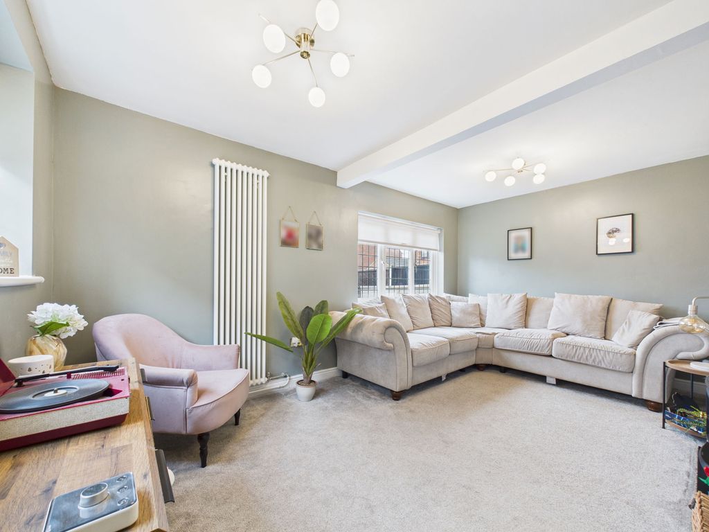 Property photo 2 of 16