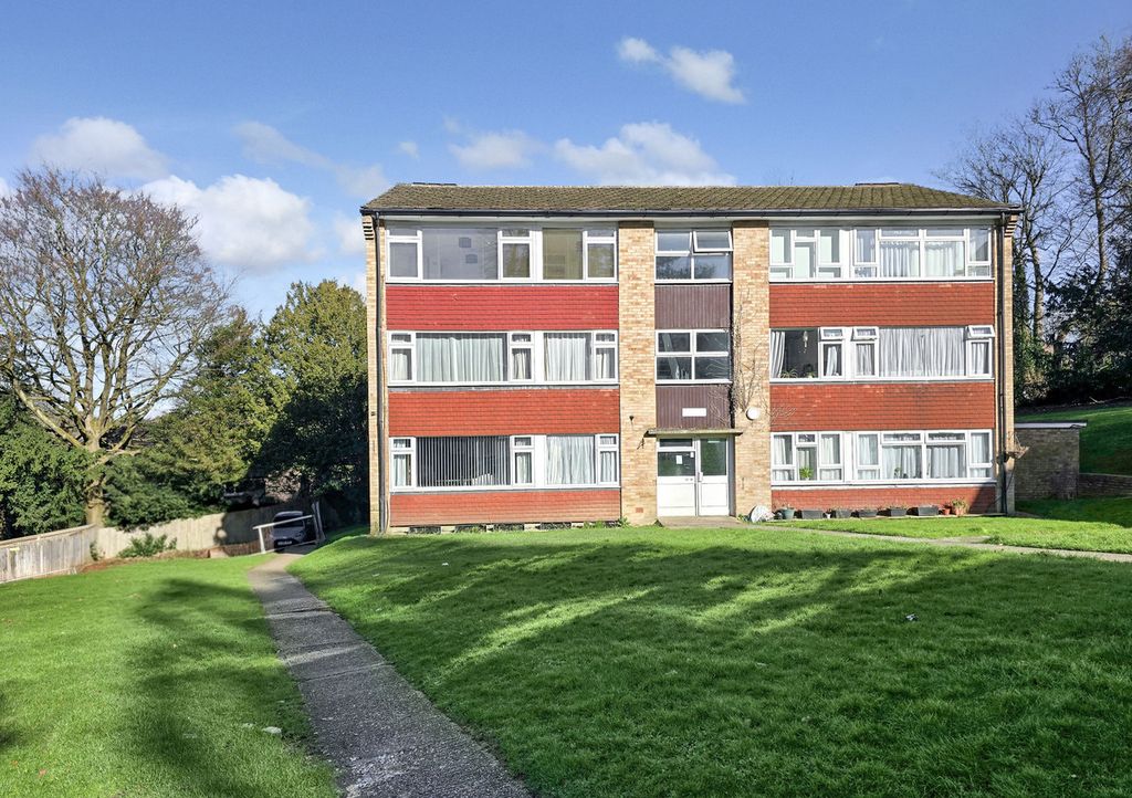 Property photo 1 of 7