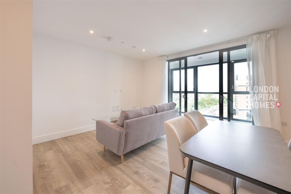 Property photo 2 of 13 Dsc_8641.Jpg