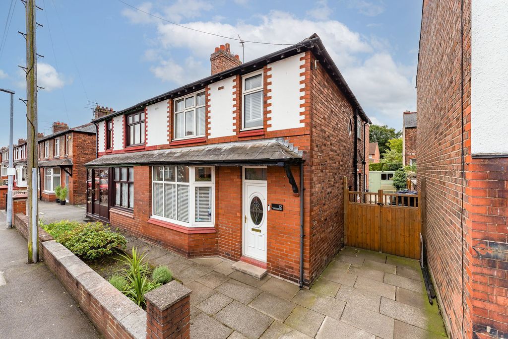 Property photo 1 of 22