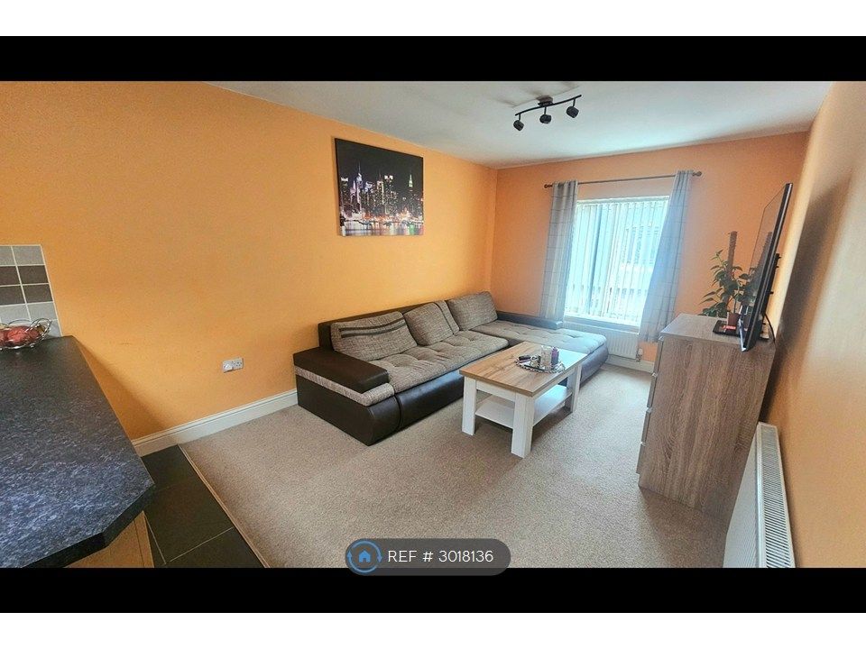 Property photo 2 of 9