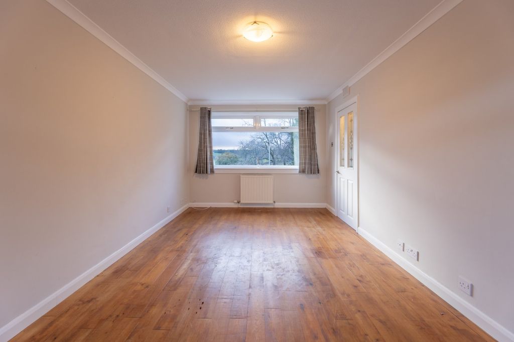 Property photo 3 of 18 Picture No. 22