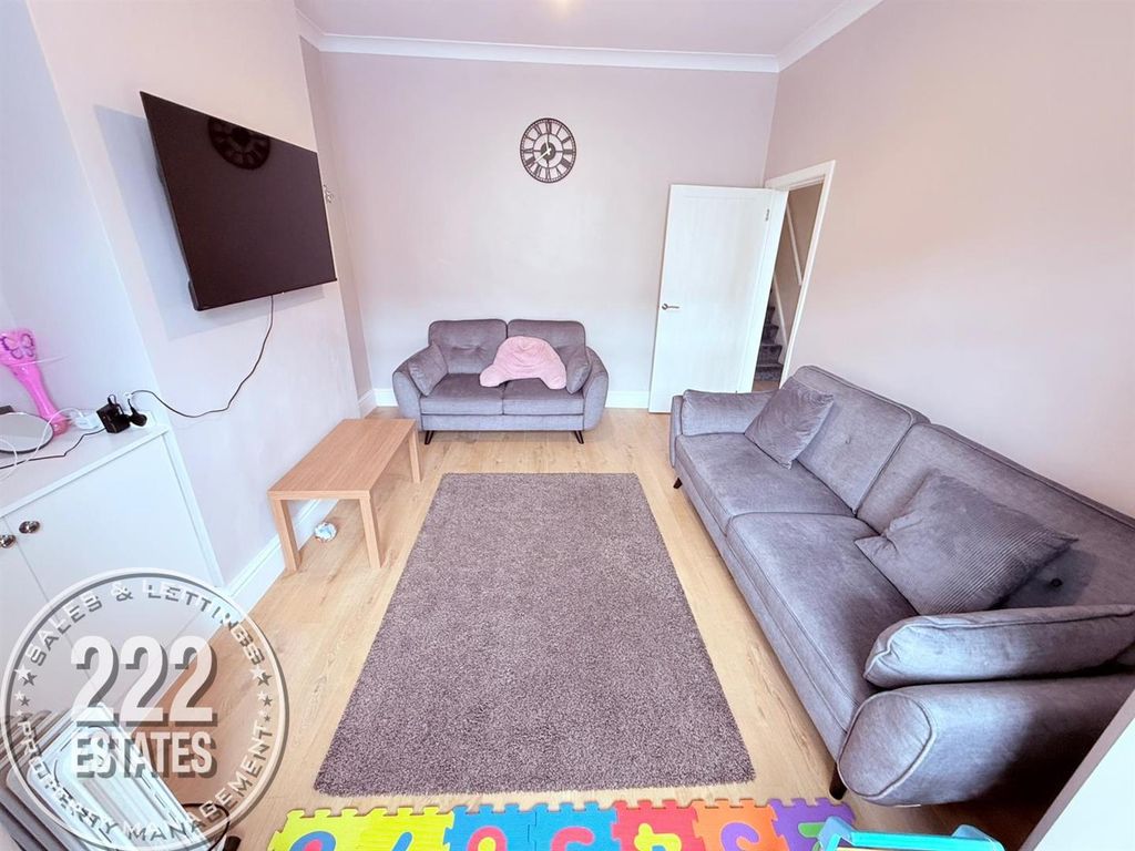 Property photo 3 of 25 Photo-2026-04-17-11-46-32 (1).Jpg