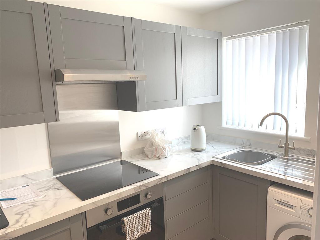 Property photo 2 of 12 6 Jersey Kitchen 1.Jpg