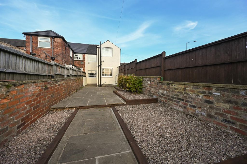 Property photo 2 of 14 Dsc_2001.Jpg