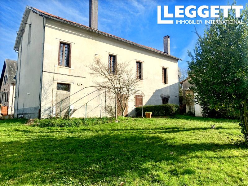 Property photo 2 of 10