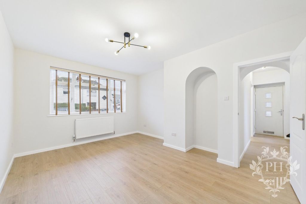 Property photo 2 of 15 Cam02002G0-Pr0237-Still018.Jpg