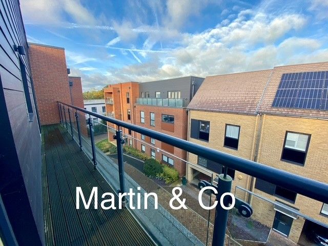 Property photo 2 of 11 Balcony Pic 1