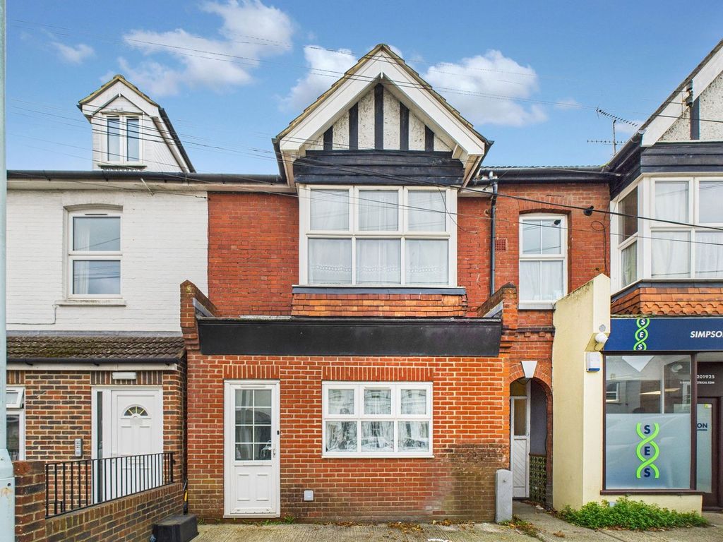 Property photo 1 of 12