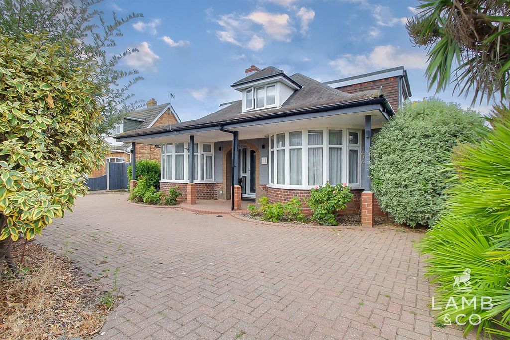 Property photo 1 of 30