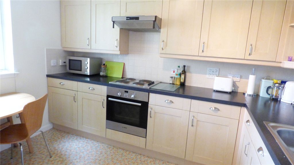 Property photo 2 of 4 Kitchen