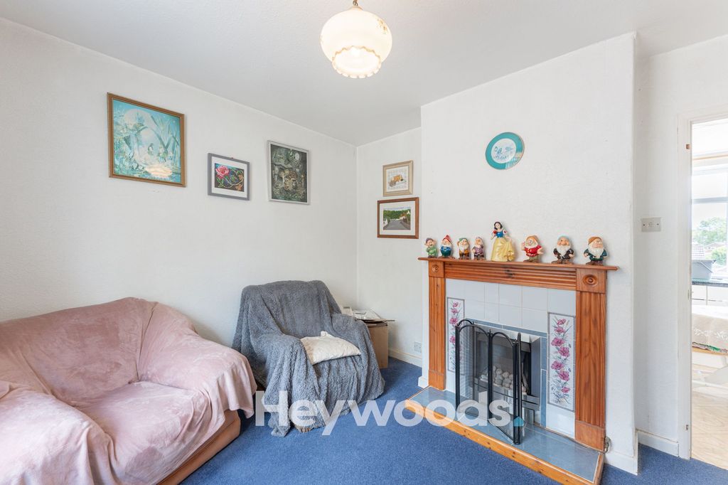 Property photo 3 of 31