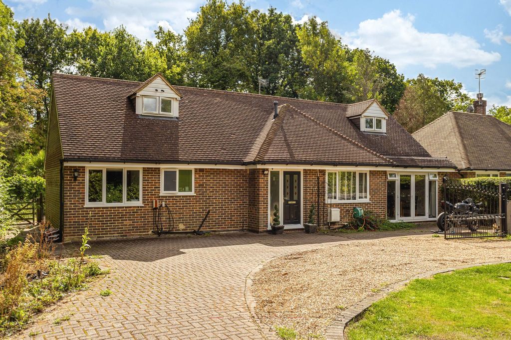 Property photo 1 of 31