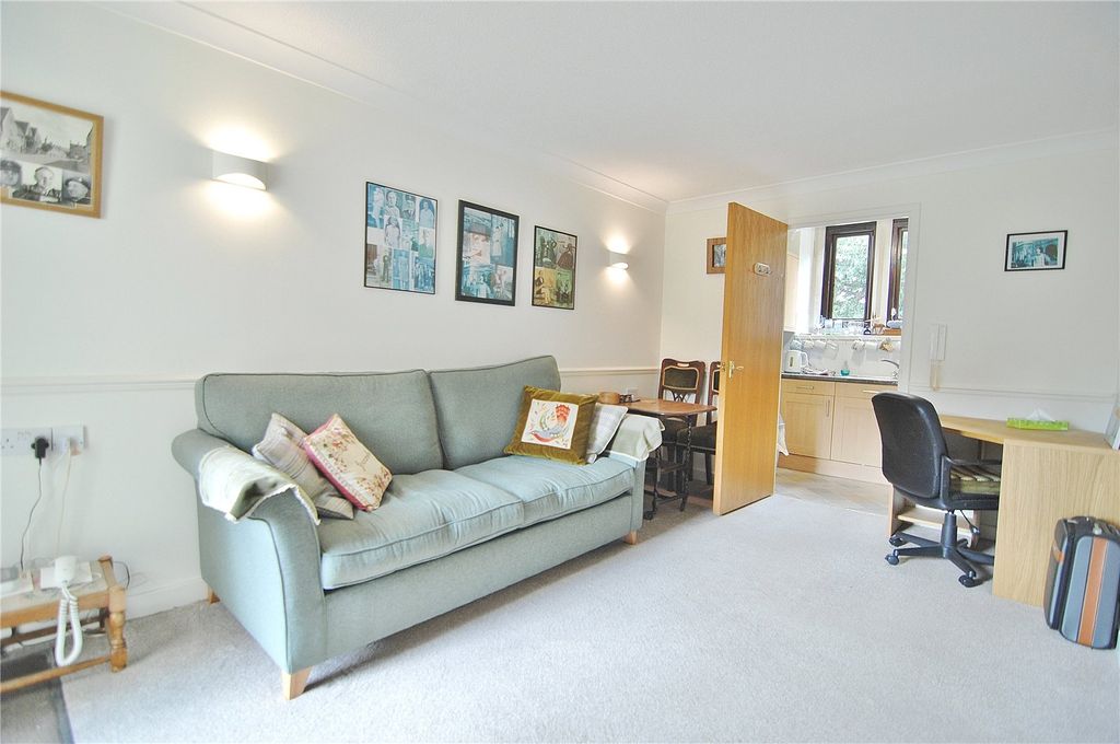 Property photo 2 of 9 Picture No. 04