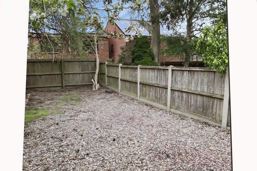 Property photo 3 of 6 Pbox-Img.Png