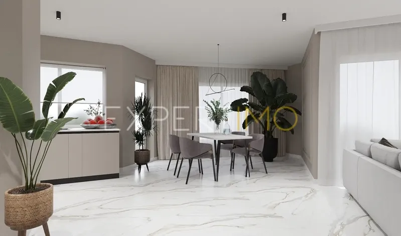 Property photo 1 of 42 Img 0