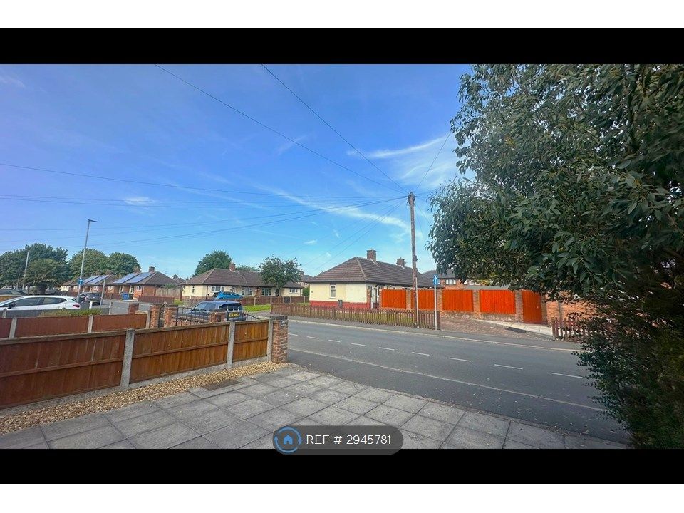 Property photo 2 of 35