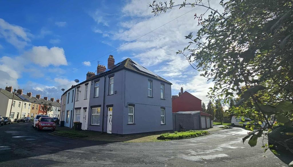 Property photo 1 of 10