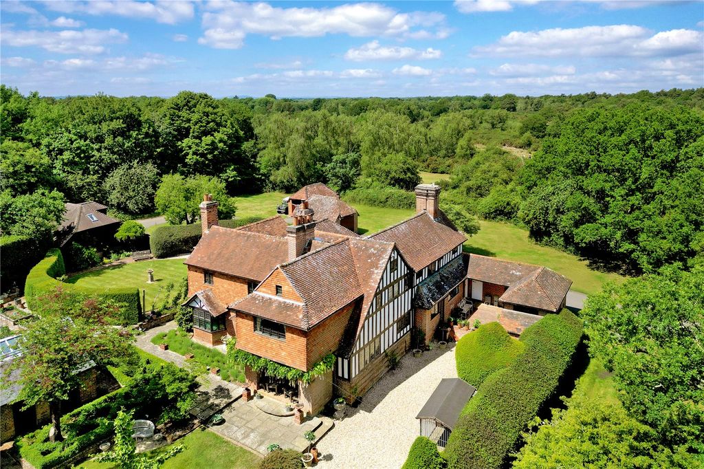 Property photo 1 of 34 Heathercote House
