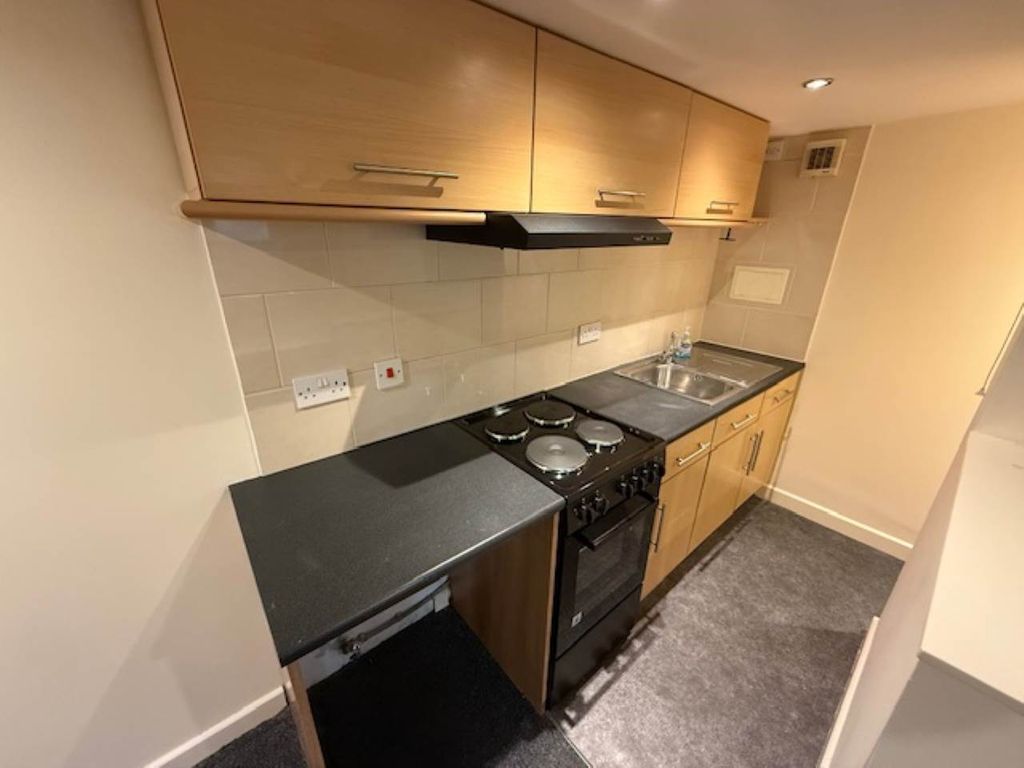 Property photo 3 of 11 Image2