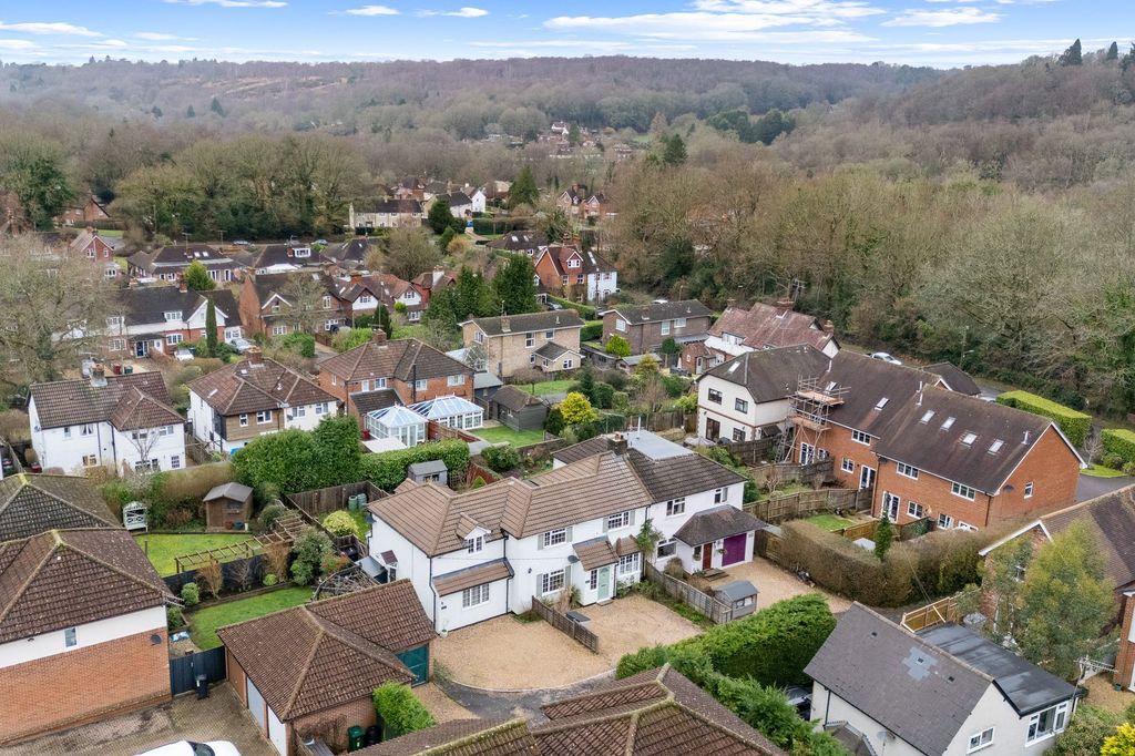 Property photo 1 of 21